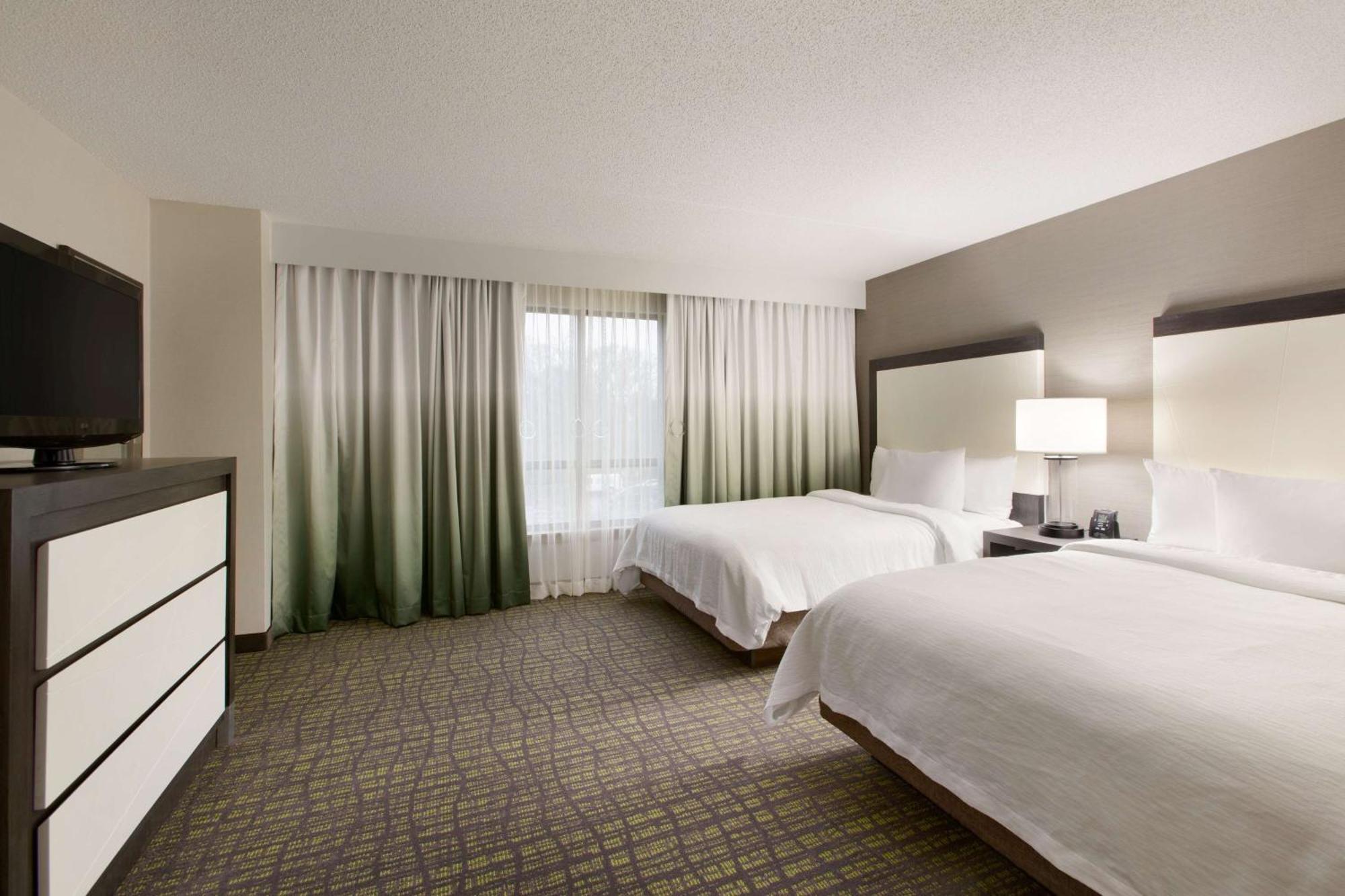 Embassy Suites Newark - Wilmington/South Exterior photo